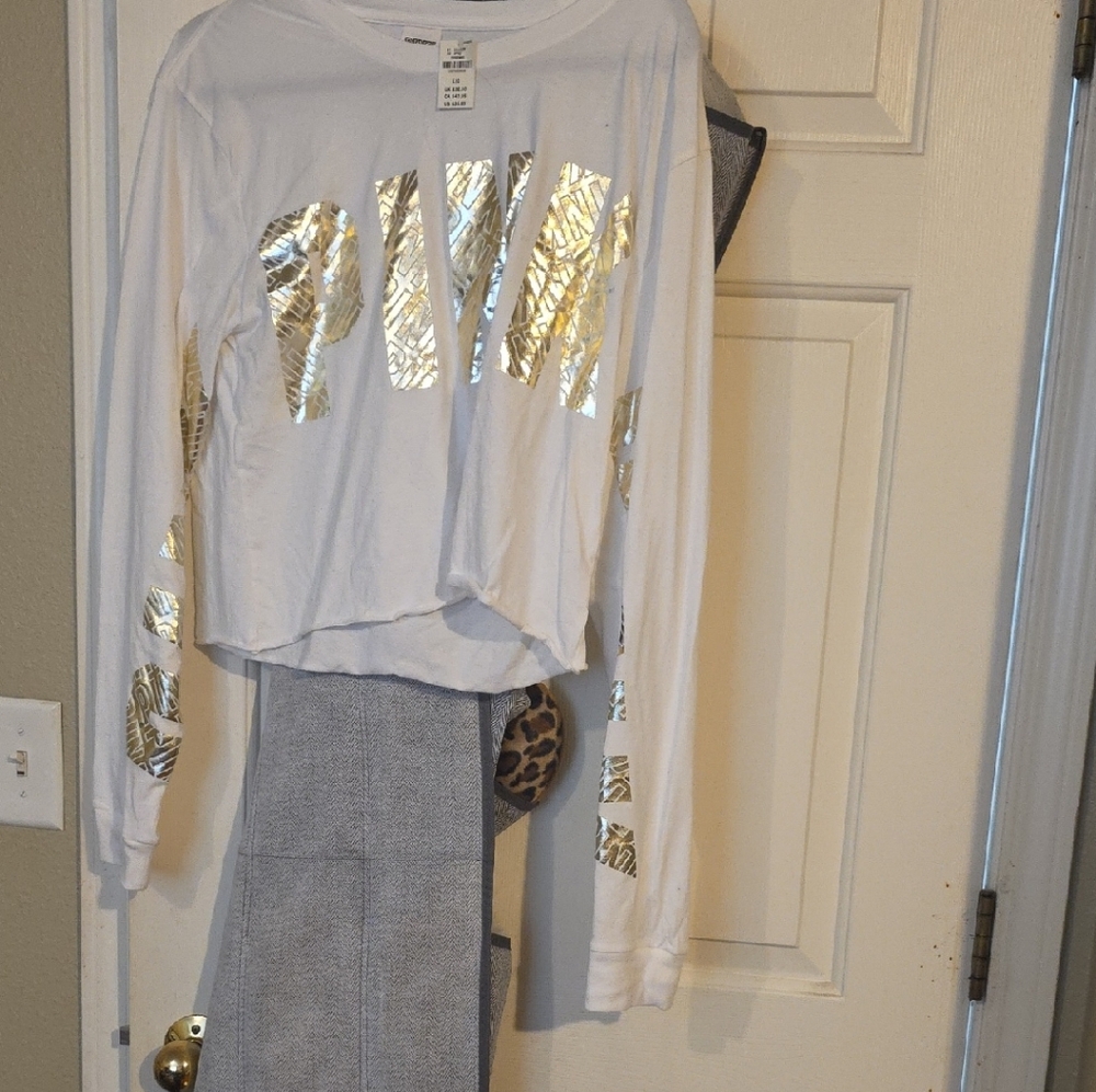 Victoria's Secret White and Gold Long Sleeve Top